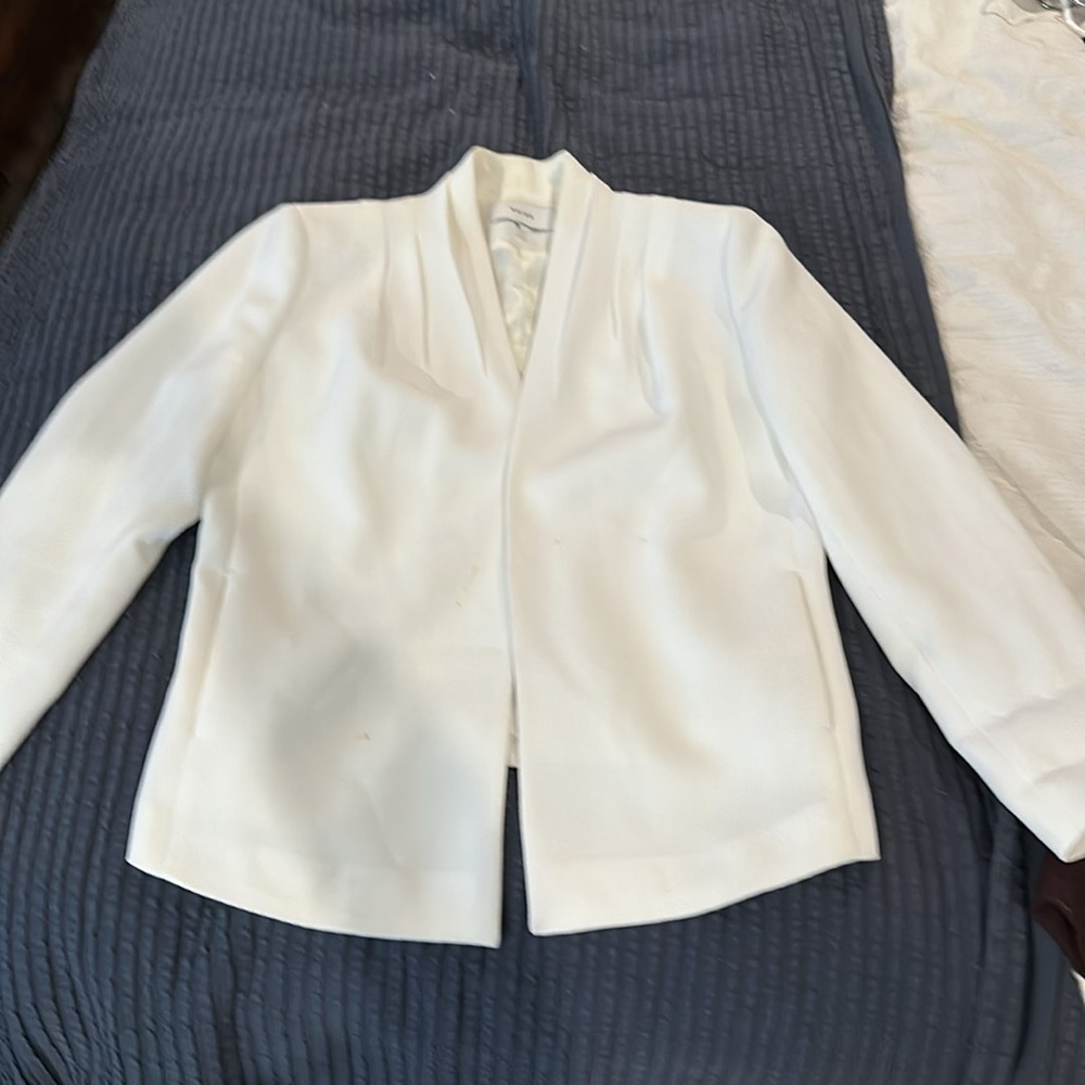 Reiss white sleek summer blazer waist length 10